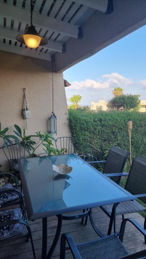 Neot Golf Caesarea Garden Apartment Cesareia Exterior foto